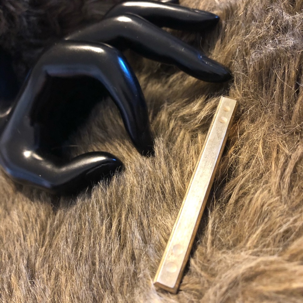 Men’s mid century brushed gold tone tie clip bar